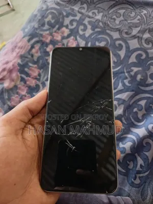 Vivo Y16 64 GB