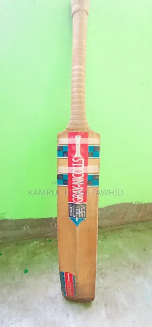 Cricket Bat for Sale (Tap Tennis)