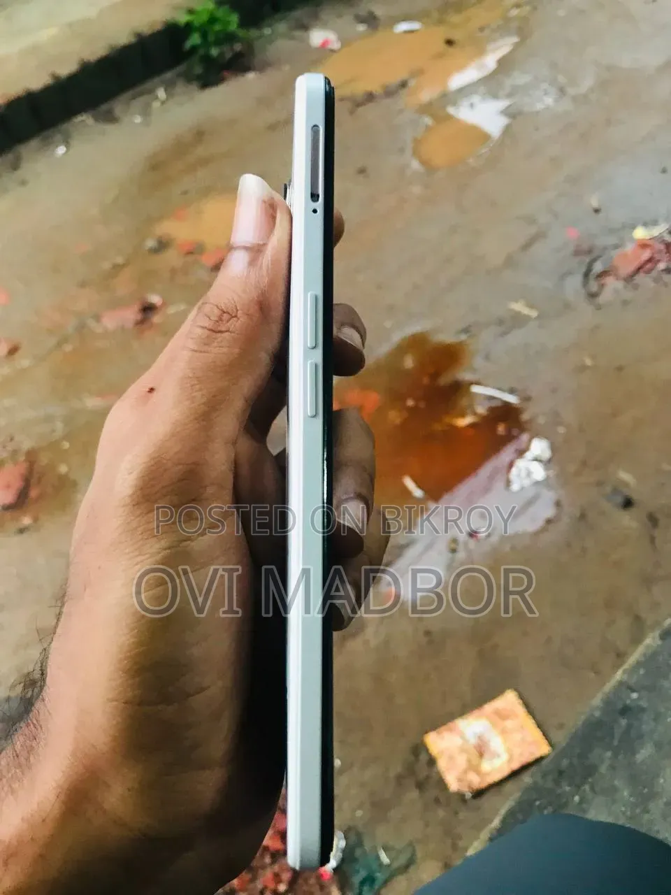 Oppo A73 64 GB White