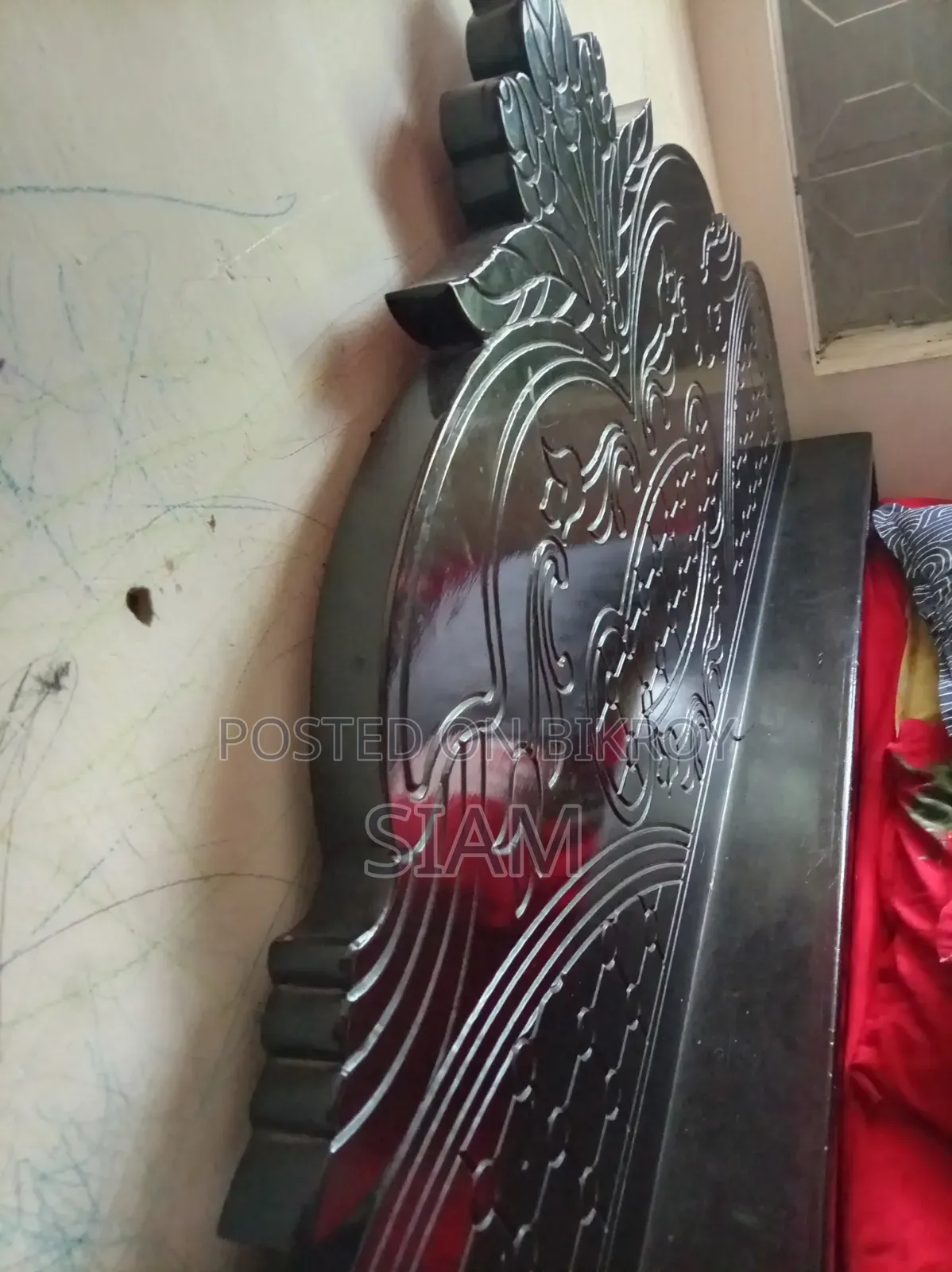 Very Good Malaysian Wood Bed, Used for 6 Months