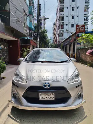 টয়োটা অ্যাকুয়া ২০১৭ সিলভার
