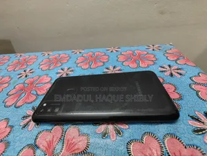 Samsung Galaxy M21 128 GB Black