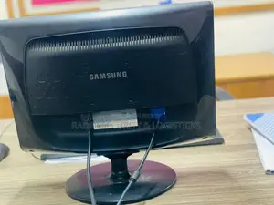 Samsung Syncmaster 733nw