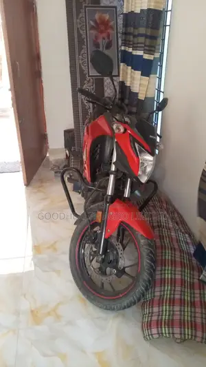 Honda Hornet 2018 Red