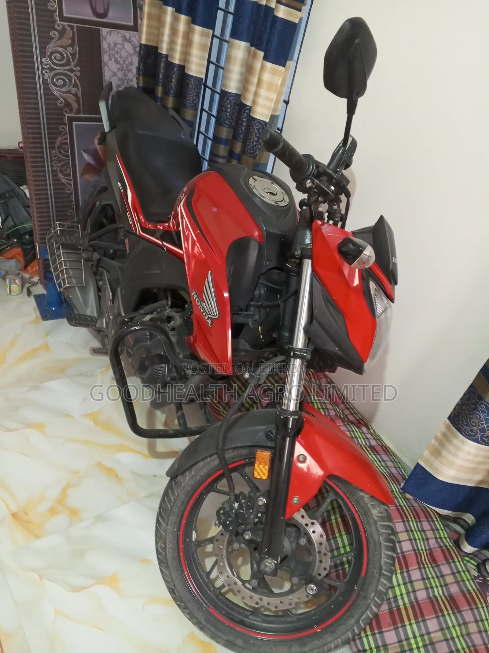 Honda Hornet 2018 Red