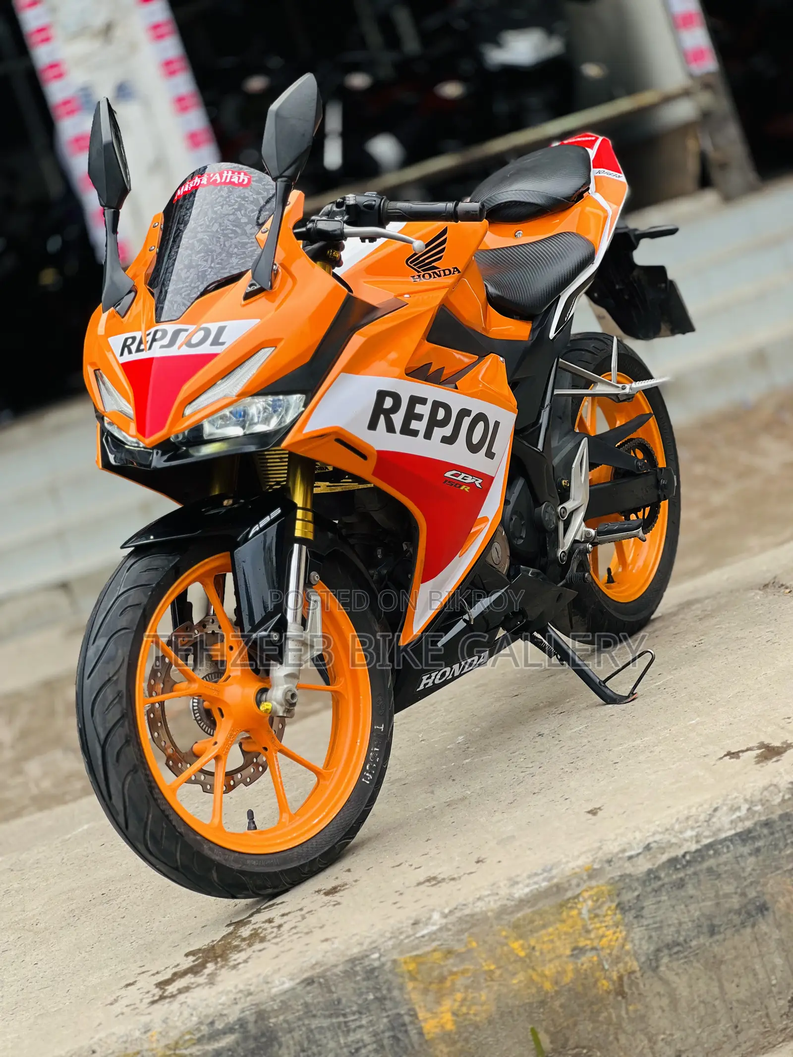 Honda CBR 2022 Orange