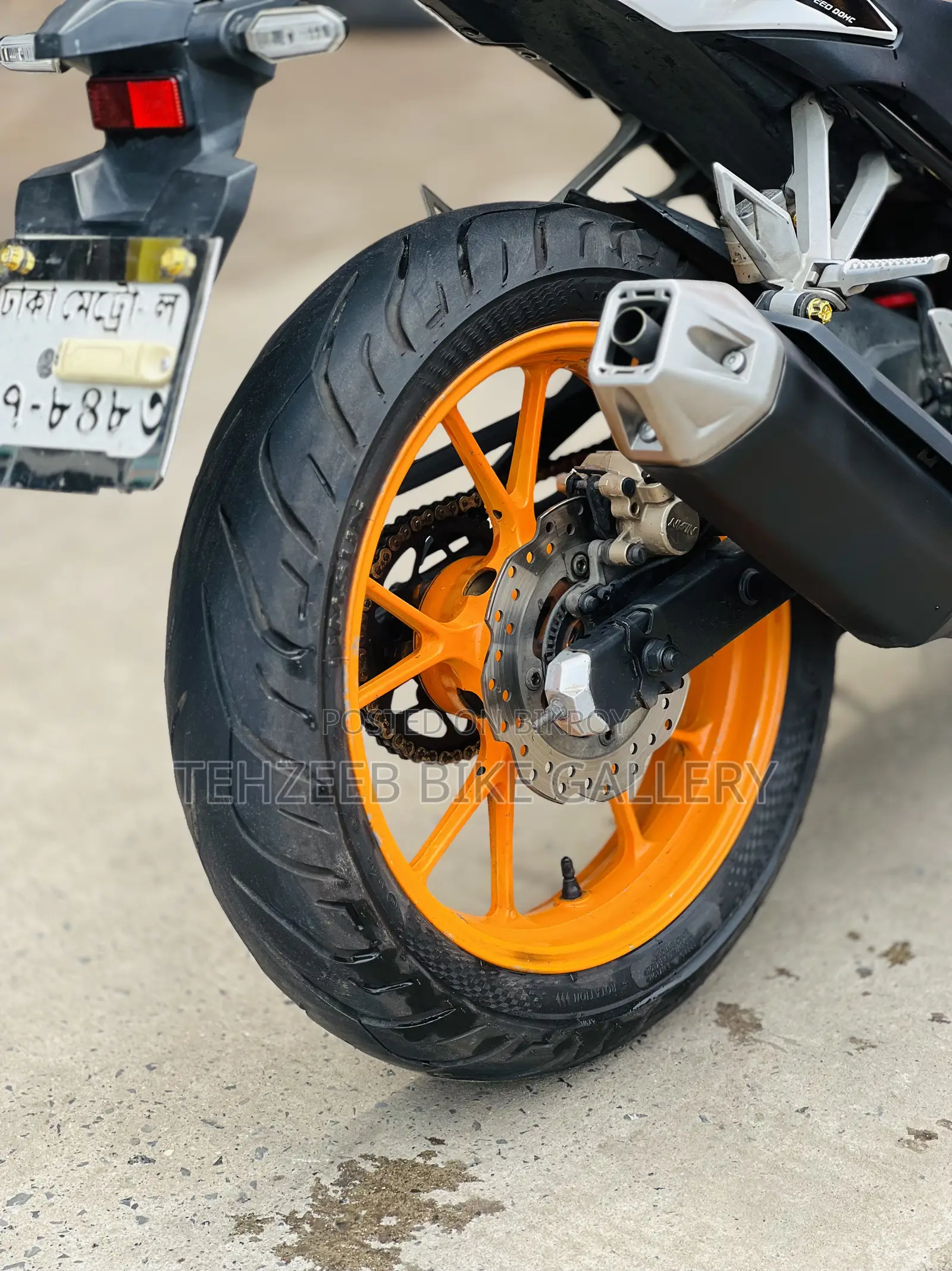 Honda CBR 2022 Orange