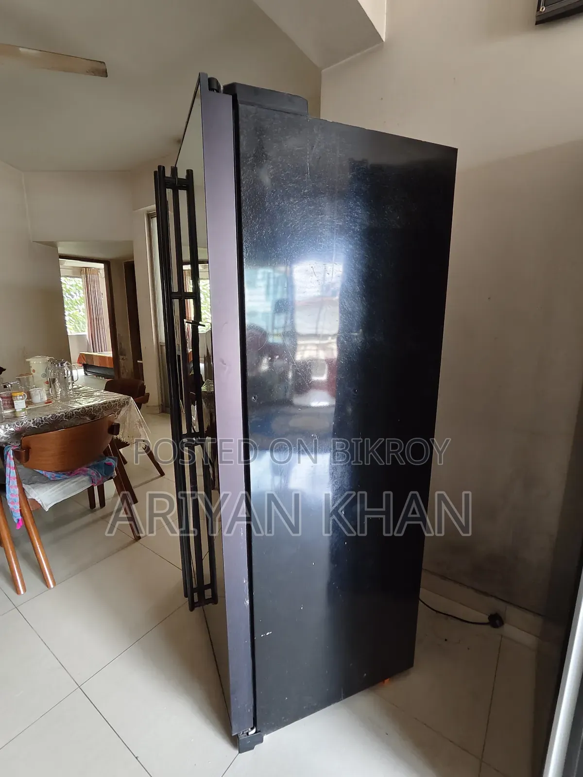 Double door fridge in very good condition, fresh like new