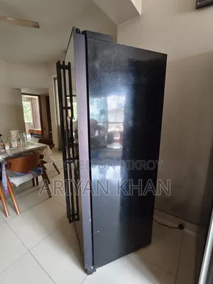 Double door fridge in very good condition, fresh like new