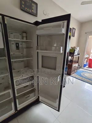 Double door fridge in very good condition, fresh like new