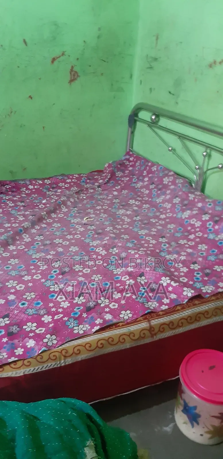 Bed for sale, 6/7 size, one side needs welding