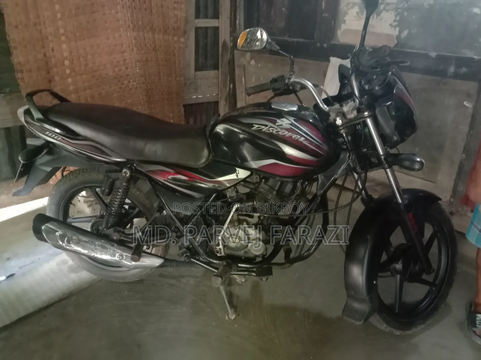 Bajaj Discover 100 2017 Black