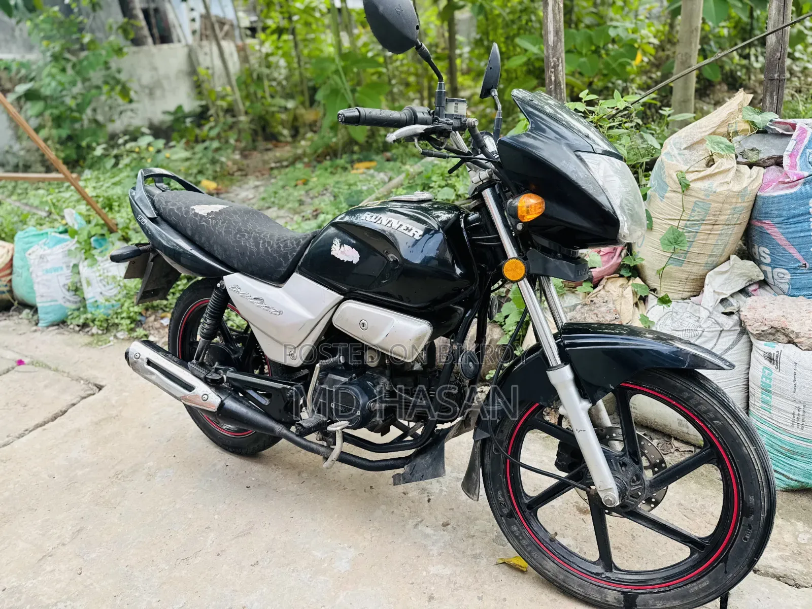 Runner Bullet 100 2020 Black