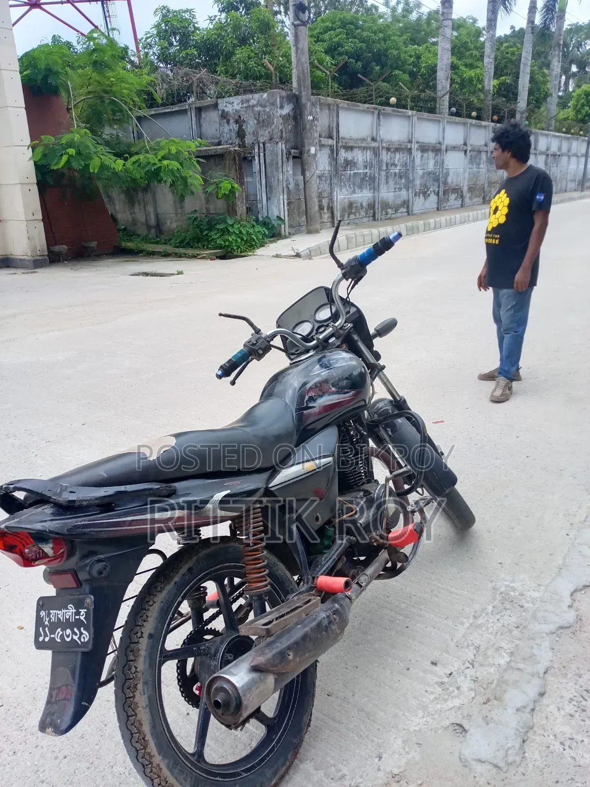 Bajaj Platina ১১০ ২০১৭ ব্ল্যাক
