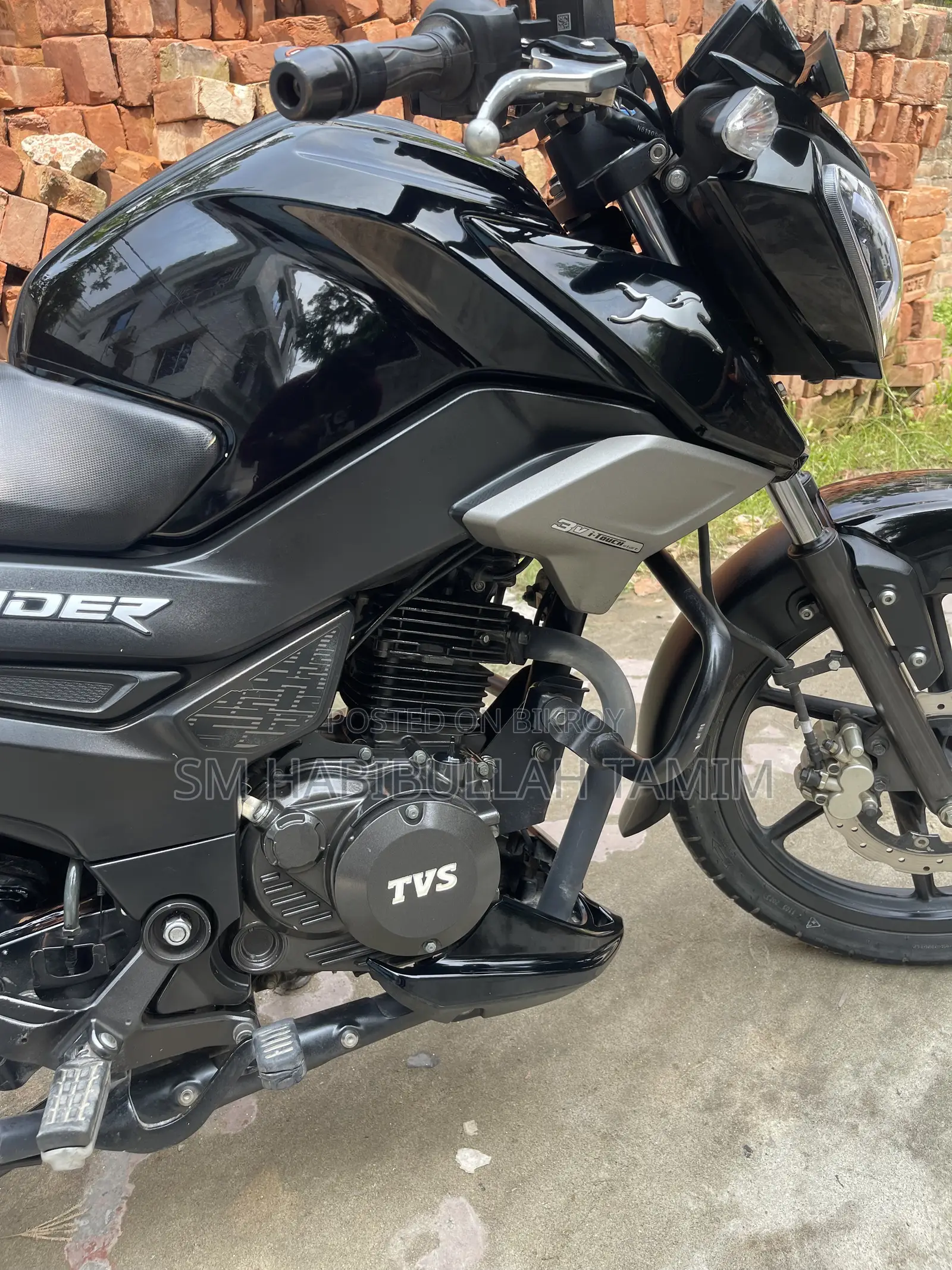 TVS Raider 125 2024 Black