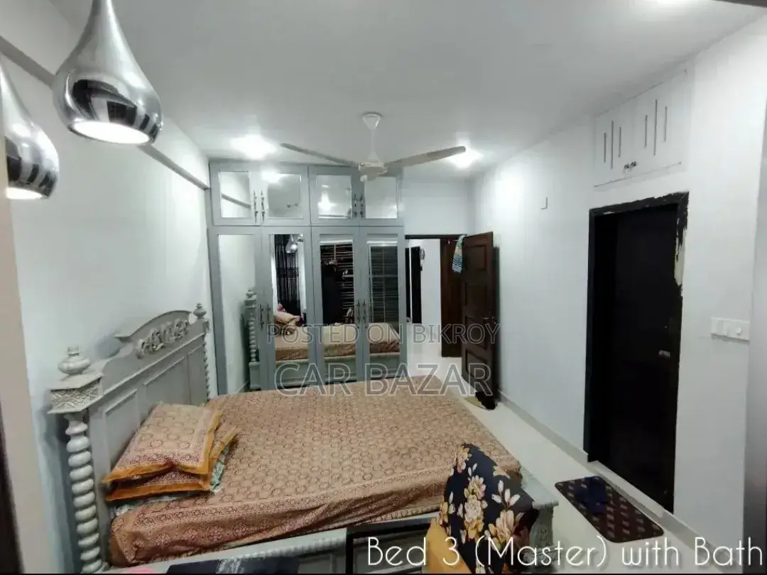 5550 Square Feet Flat for Sale in Khulshi