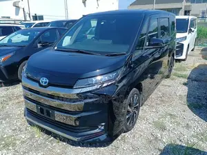 Toyota Noah 2023 Black