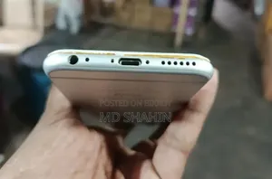 Apple iPhone 6s 32 GB White