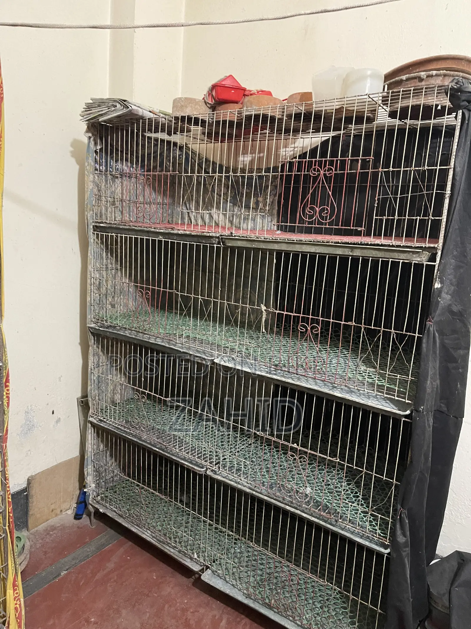 8-room cage for sale