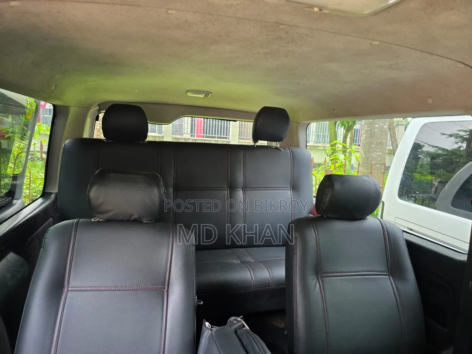 Toyota HiAce 2016 White