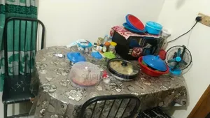 Dining table for sale