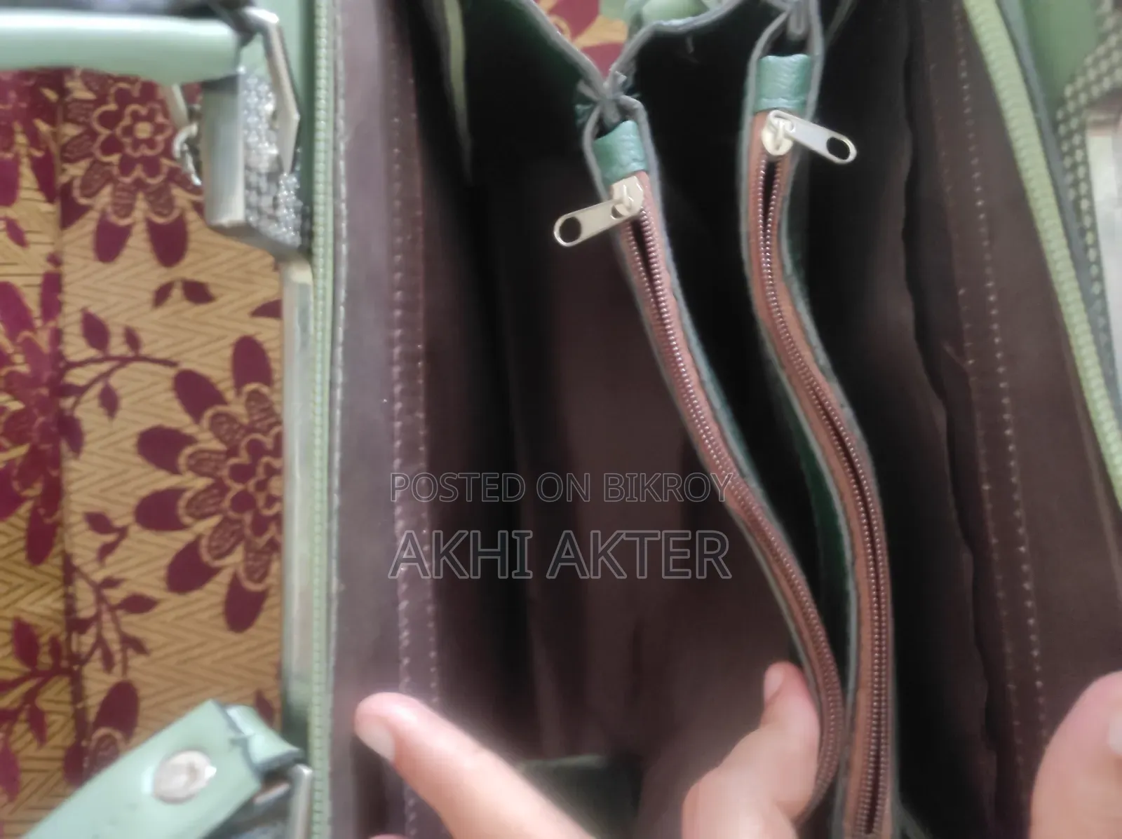 Urgent Bag Sell Post