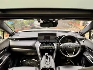 Toyota Harrier Hybrid Z 2020 Pearl