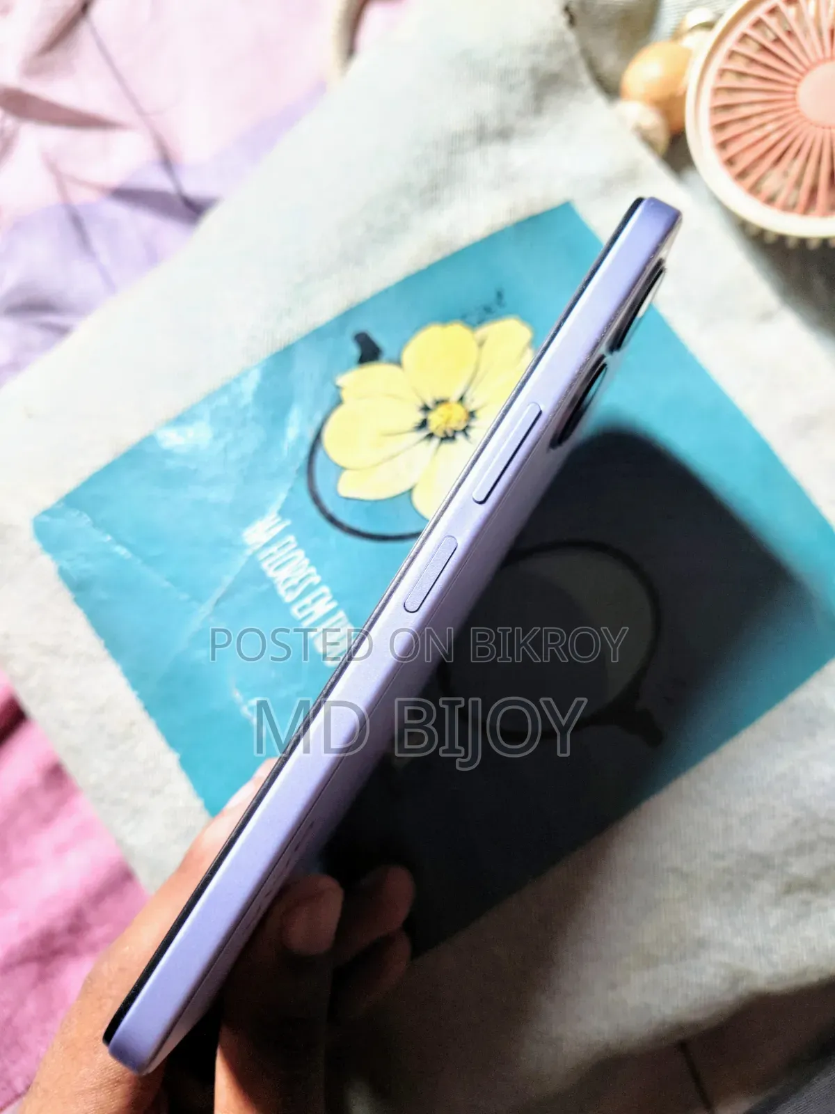 Vivo 128 GB Blue
