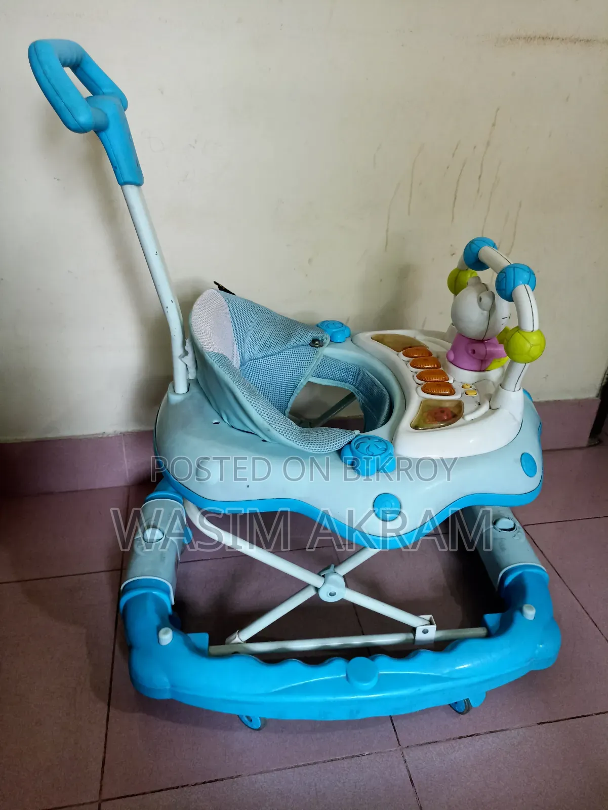 বেবি ওয়াকার রকিং চেয়ার