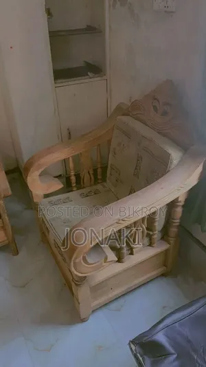 ছোফা মেহকা কাঠ