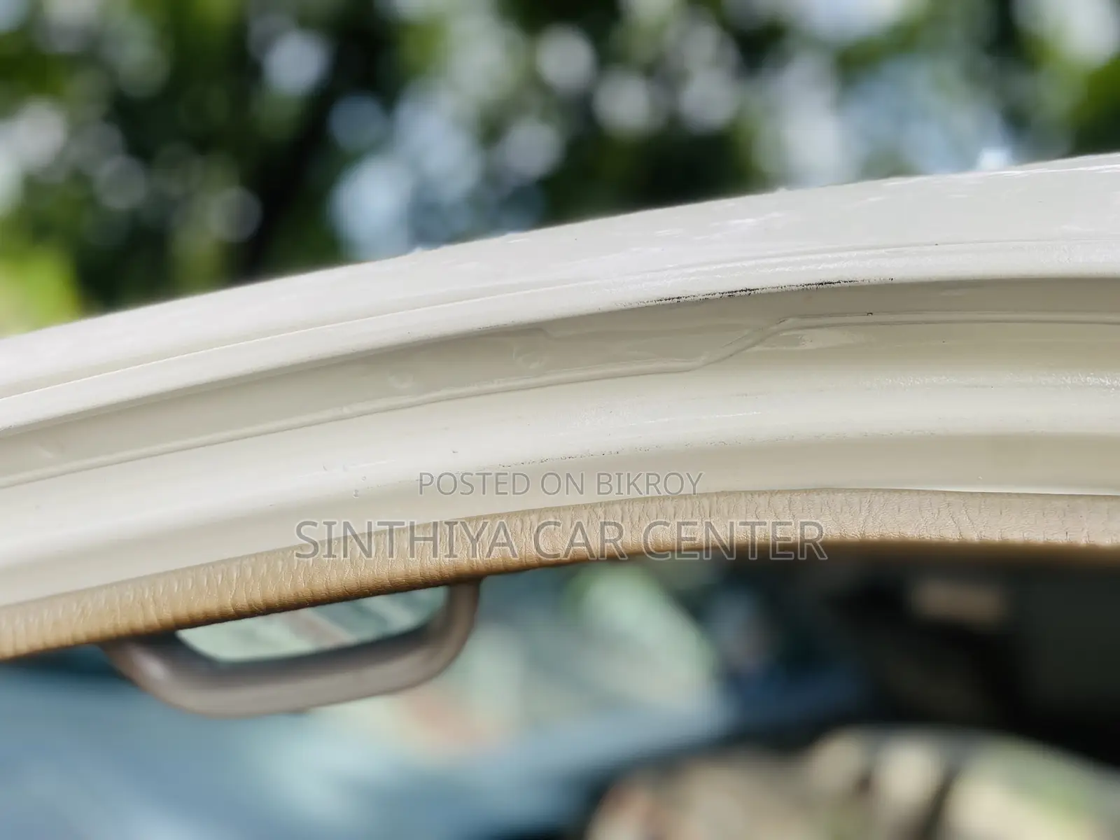 টয়োটা নোয়াহ ২.০ এডব্লিউডি (৮ সিটার) ২০০৫ সাদা
