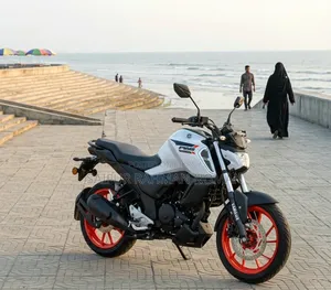 Yamaha FZ 2025 White