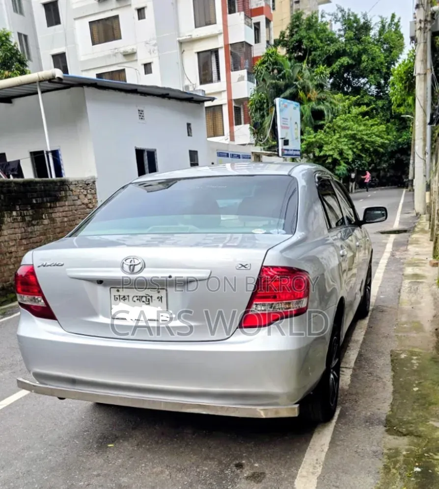 Toyota Axio 2009 Silver