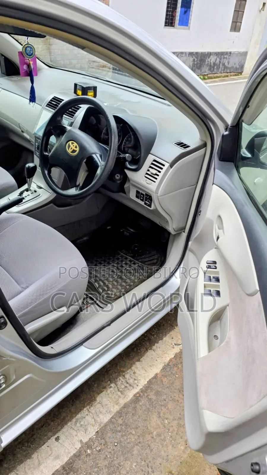 Toyota Axio 2009 Silver