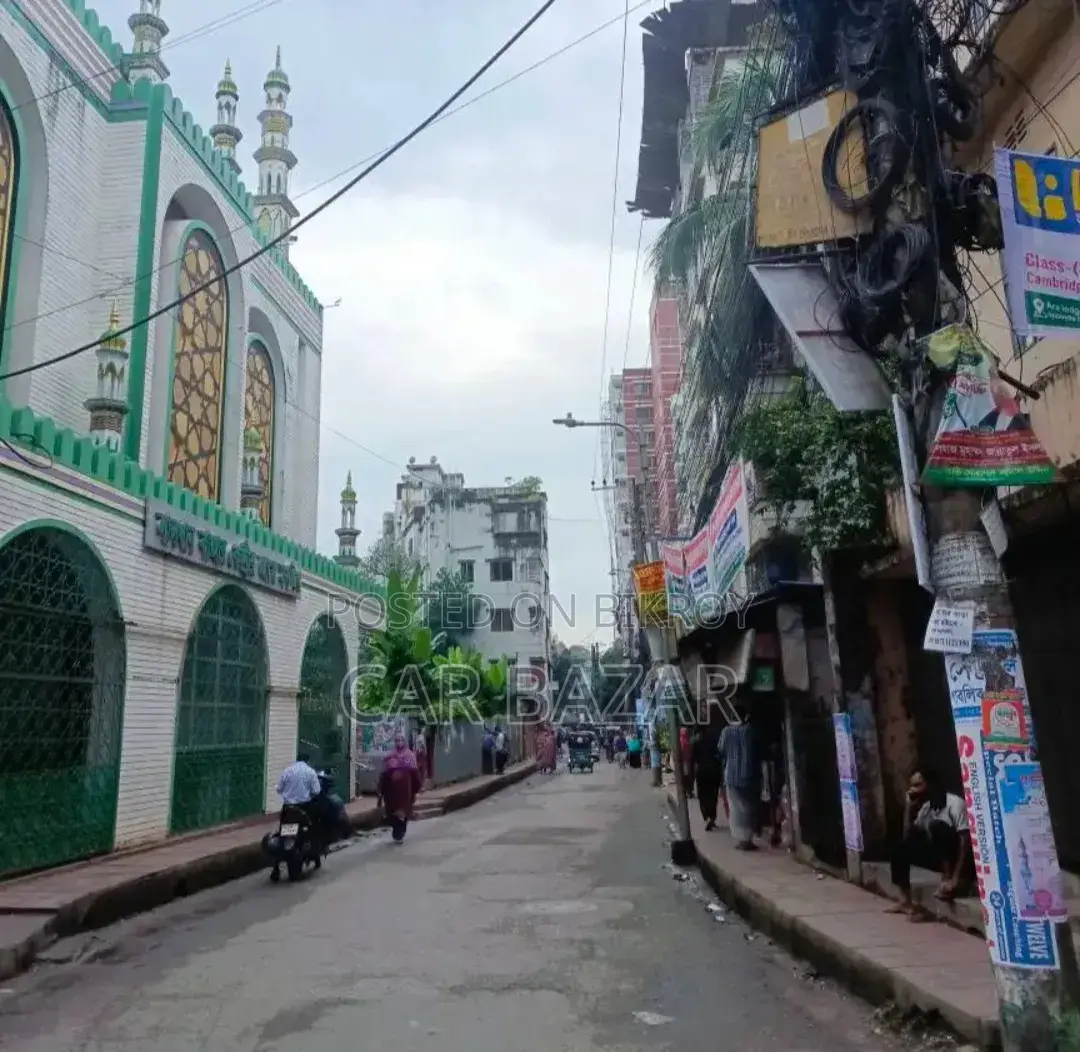 10-Bedroom House in Chanmari Villa, Lalkhan Bazar for Sale