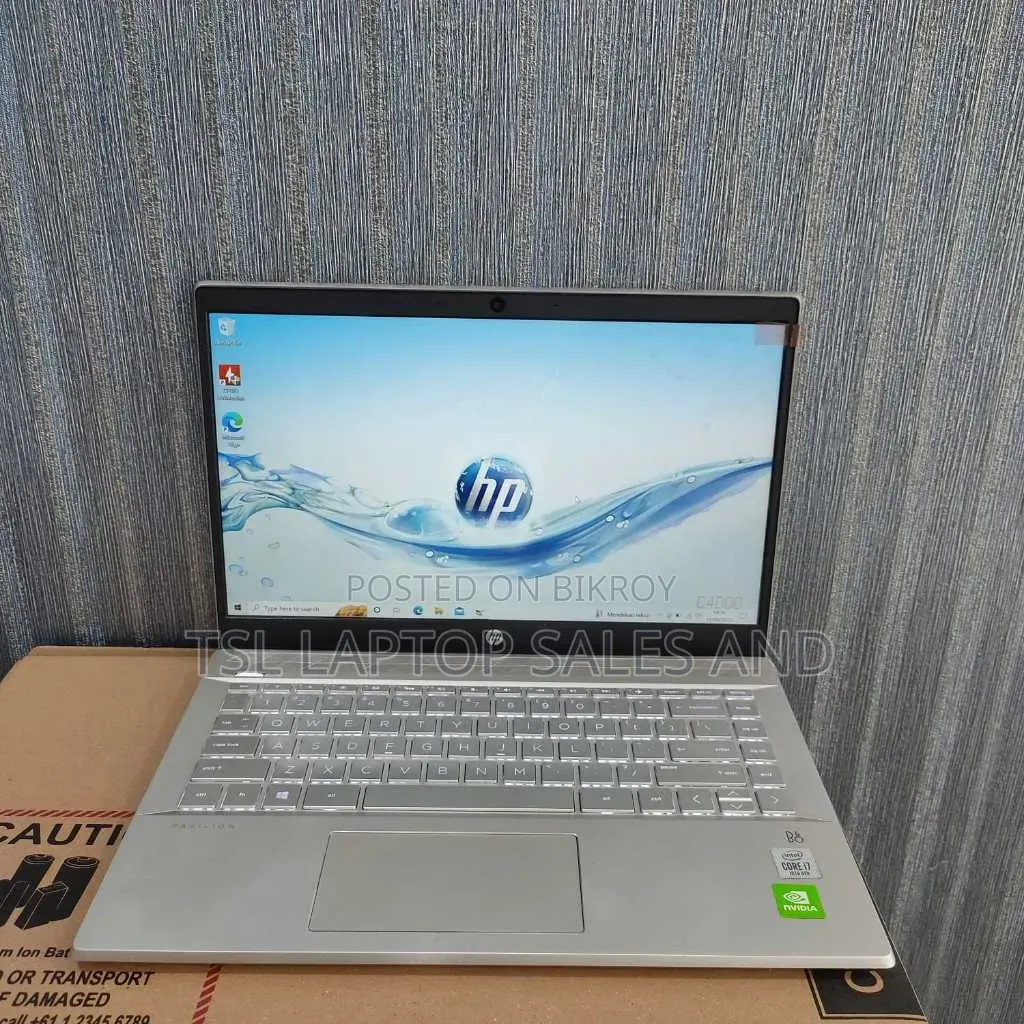 Laptop HP Pavilion 14-ce3064st 8GB Intel Core i3 SSD 256GB