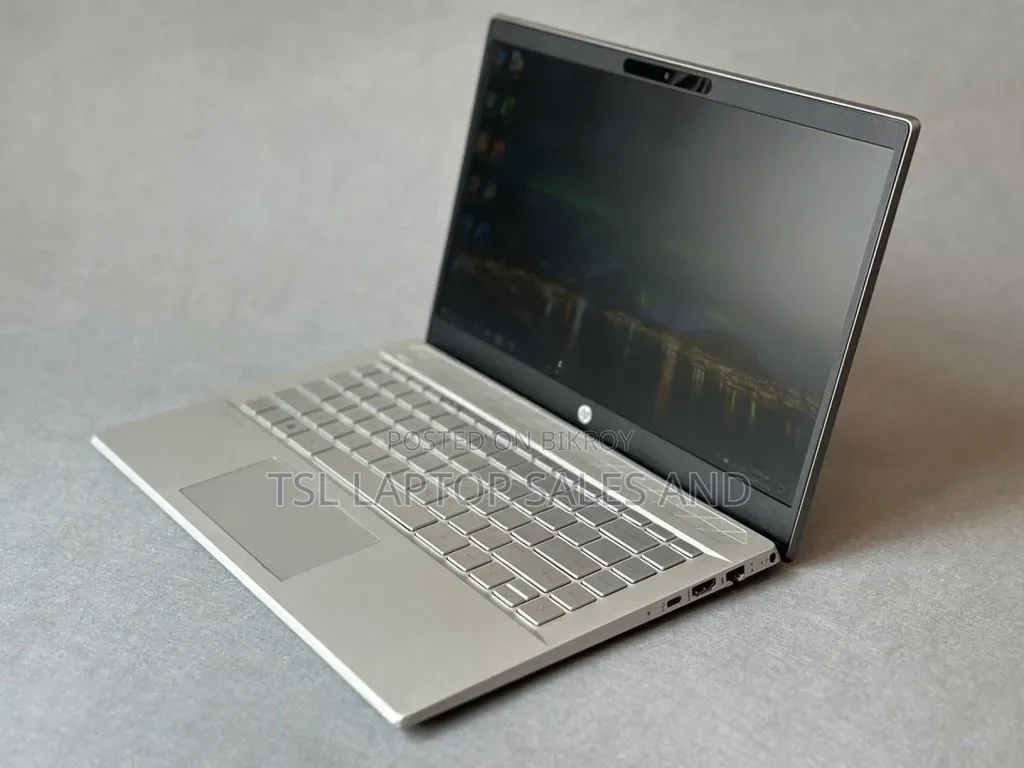Laptop HP Pavilion 14-ce3064st 8GB Intel Core i3 SSD 256GB
