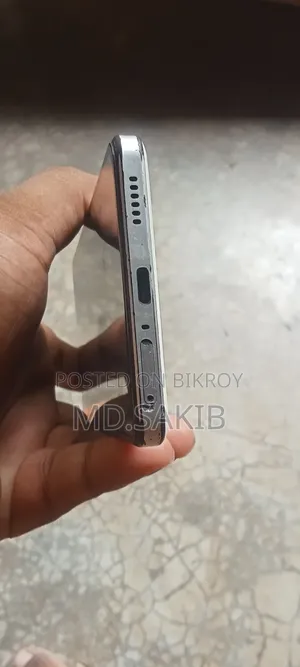 iQOO 256 GB White