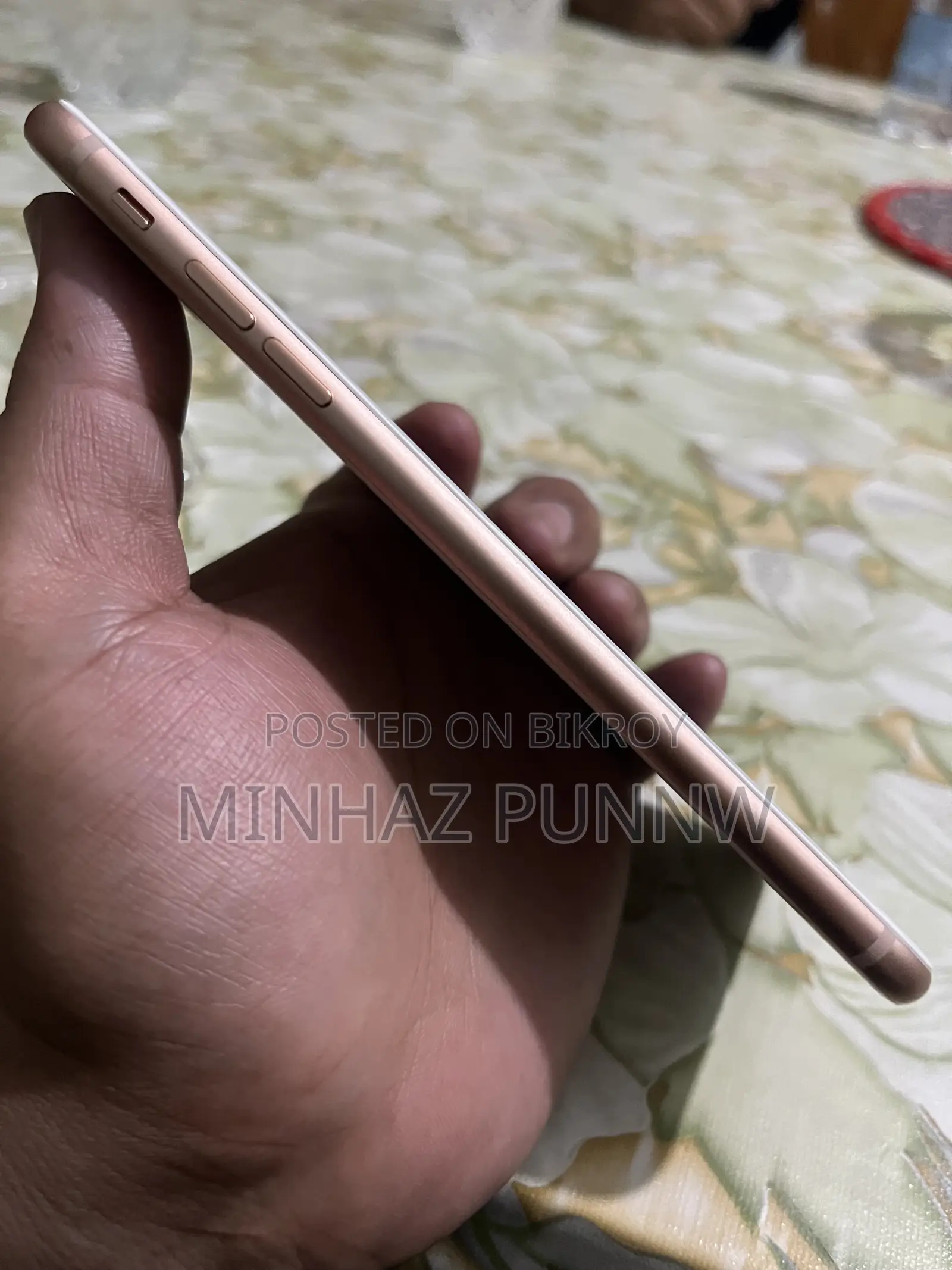 Apple iPhone 8 Plus 64 GB Gold
