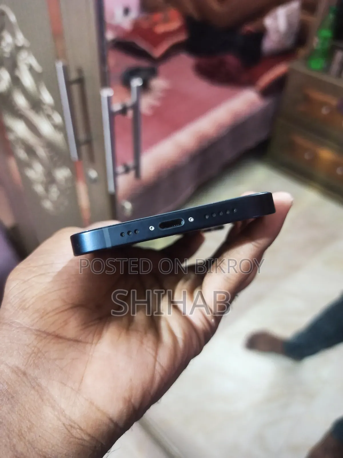 অ্যাপল আইফোন ১২ ১২৮ জিবি ব্ল্যাক