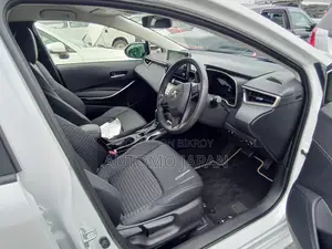Toyota Corolla 2021 Pearl