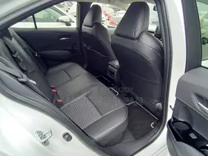 Toyota Corolla 2021 Pearl