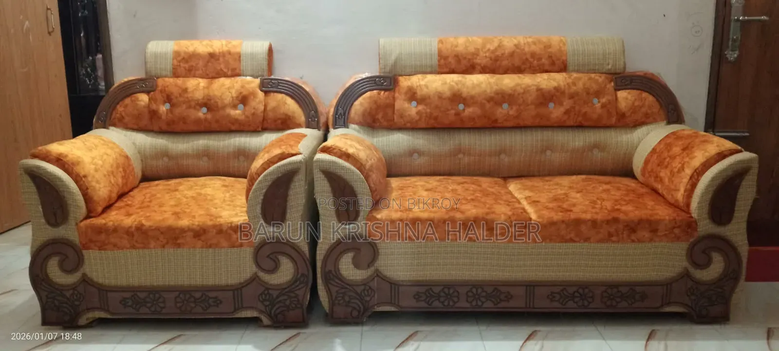 কভারসহ সোফা বিক্রয় ( এক মাস ব্যবহৃত)