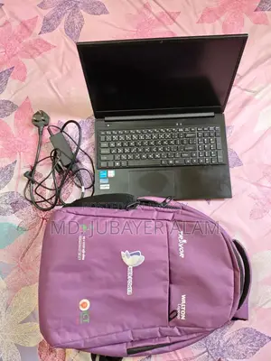 Laptop 8GB Intel Core i5 HDD 1T
