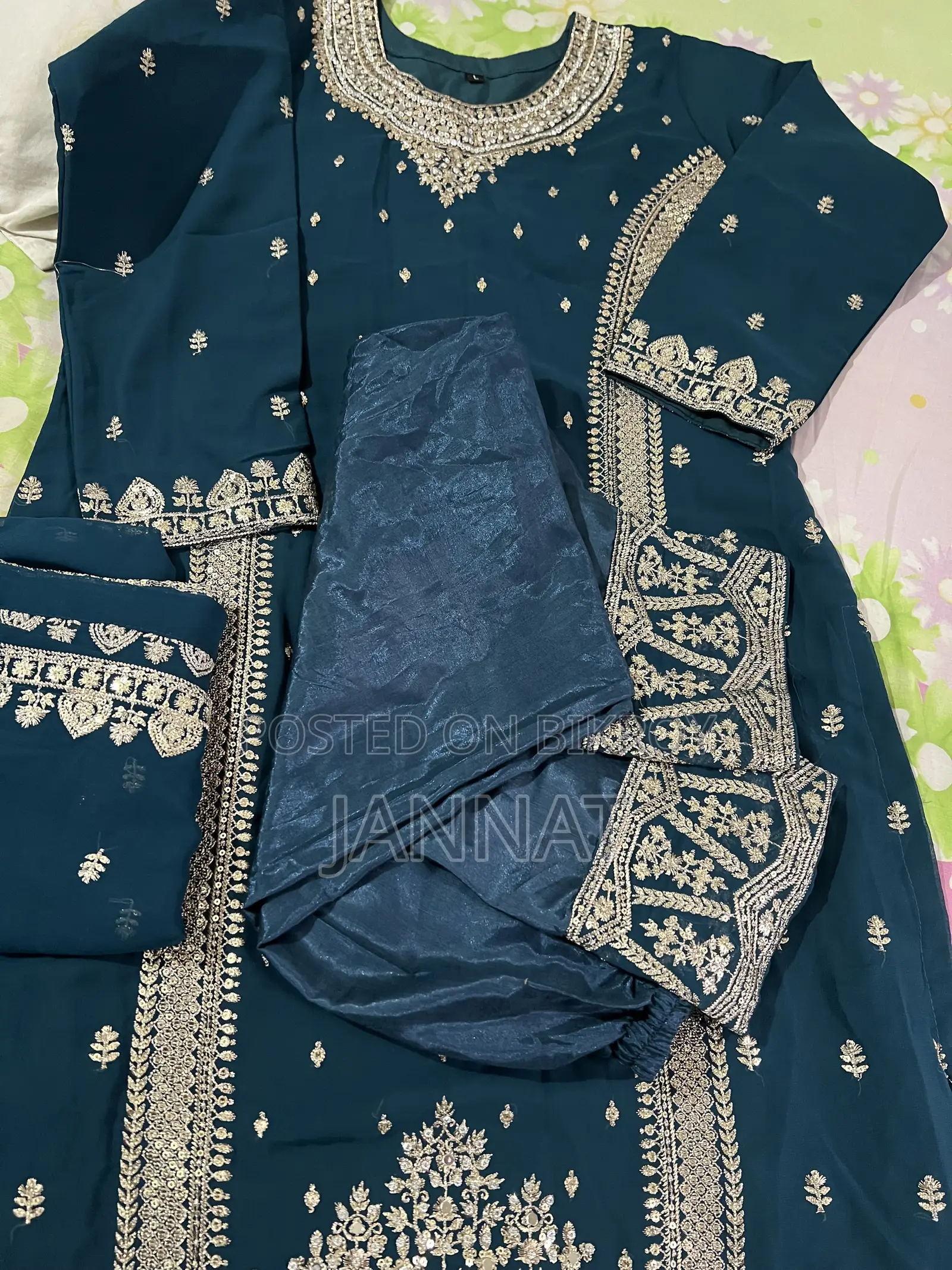 জর্জেট থ্রি-পিস