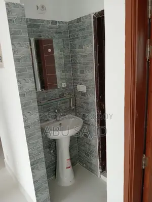 3bdrm Apartment in Aftab Nagar for rent