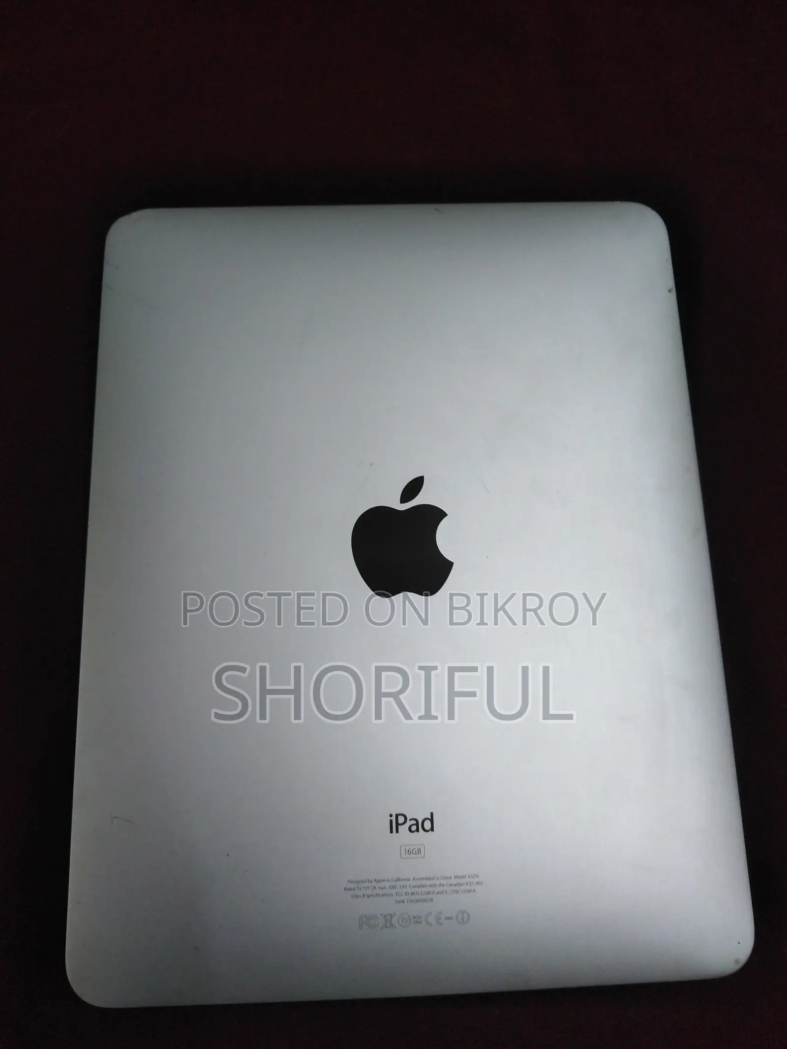 Apple iPad Wi-Fi 16 GB Silver