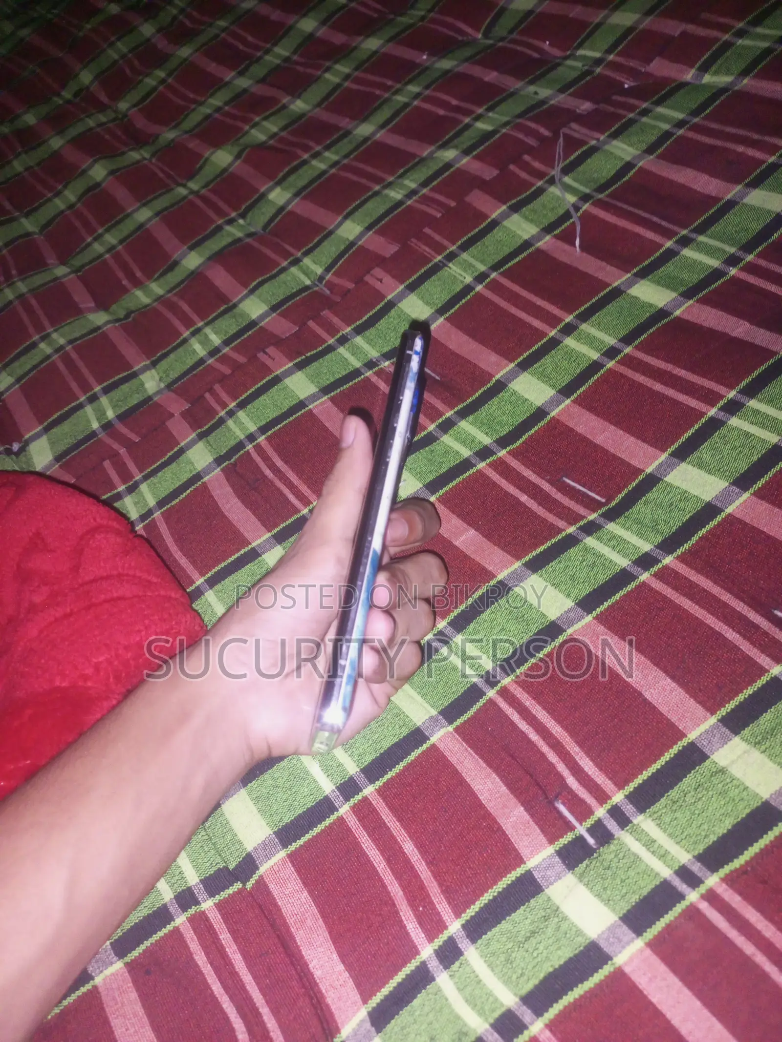নতুন শার্প অ্যাকোস আর৬ ১২৮ জিবি সাদা