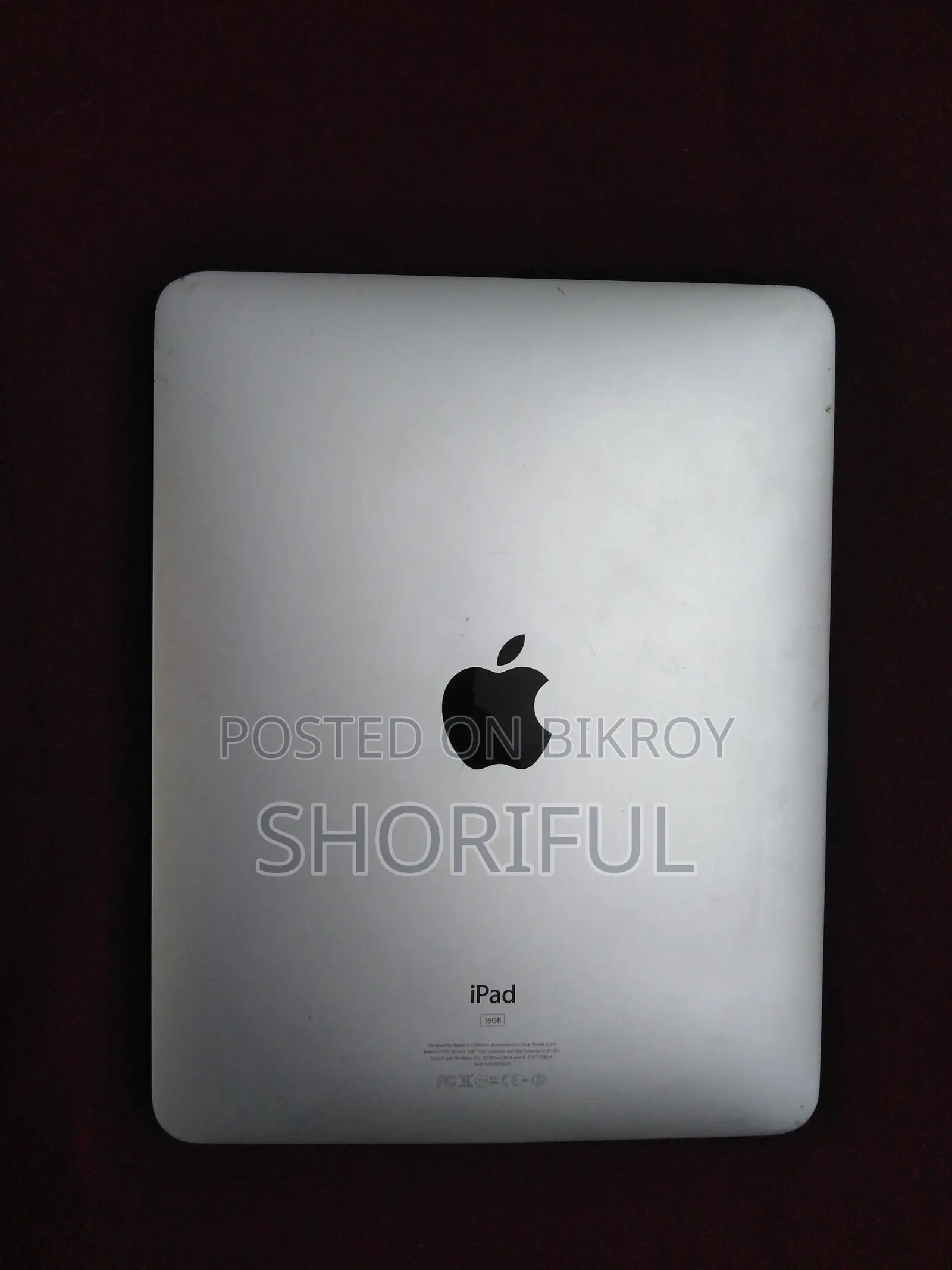 Apple iPad Wi-Fi 16 GB Silver