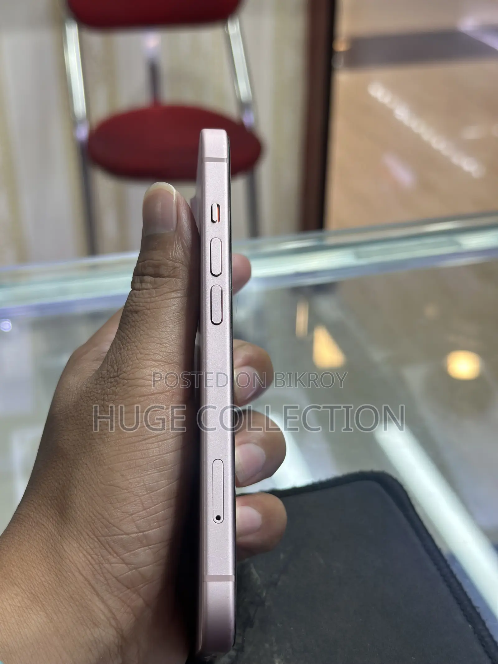 Apple iPhone 15 128 GB Pink